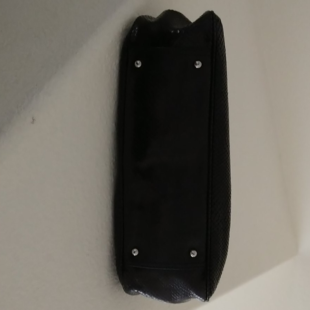 Banana Republic Croc Leather hand bag. - Picture 7 of 7